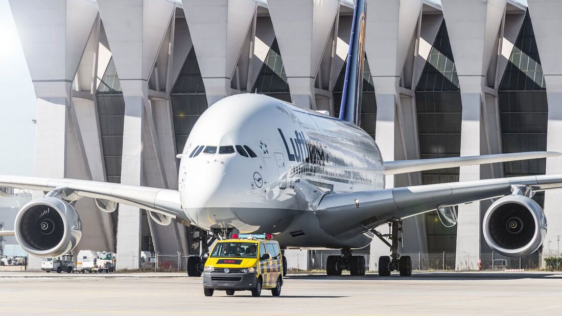Airbus A380 der Lufthansa in Frankfurt.