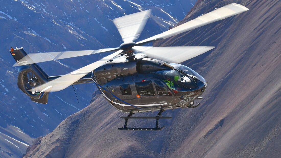 Airbus Helicopters H145 mit Fünfblattrotor.