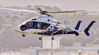 Airbus Helicopters Racer beim Erstflug im April 2024.