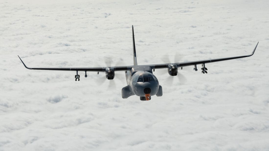 Airbus arbeitet an einer bewaffneten Versin des C295-Transporters und hat erste Testflüge mit Außenlasten durchgeführt.