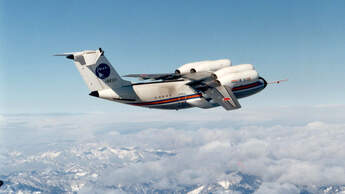 Asuka-Forschungsflugzeug im Flug