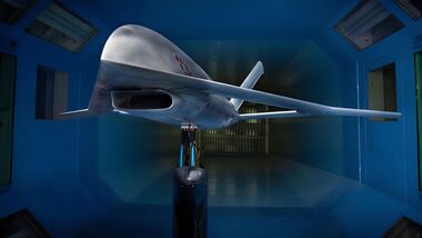 Aurora entwickelt für die DARPA ein neues X-Plane mit Steuerung durch Luftausblasung (CRANE = Control of Revolutionary Aircraft with Novel Effectors)
