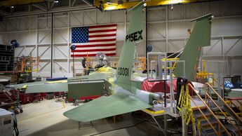 Bei Boeing in St. Louis war die erste F-15EX bereits vor der offiziellen Vertragsunterzeichnung in der Endmontage.