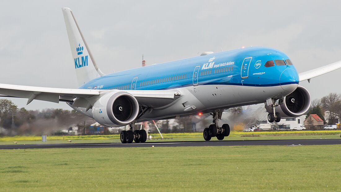 Was-ist-da-los-Boeing-787-9-von-KLM-steht-besch-digt-in-Buenos-Aires