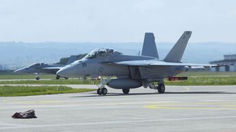 Boeing F-18F zur Erprobung in Payerne.