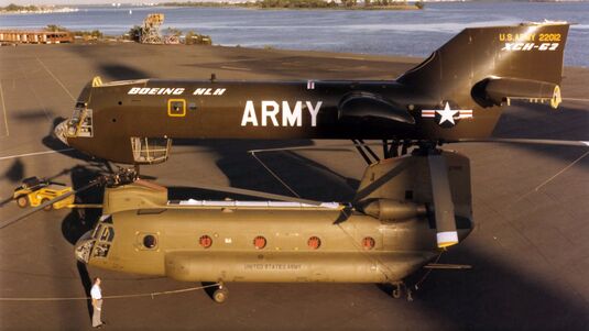Boeing XCH-62 und CH-47 Größenvergleich