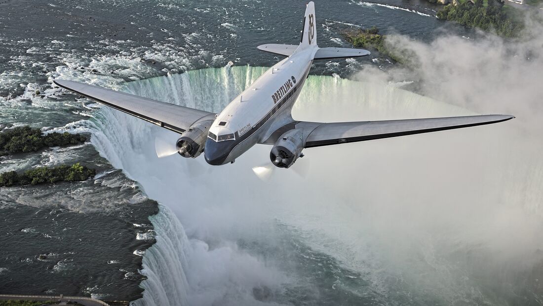 Breitling DC-3 World Tour - Niagara falls - Canada