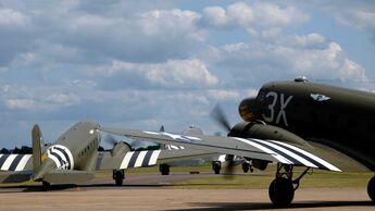 D-Day75: Dakota Aircraft visit former RAF Duxford