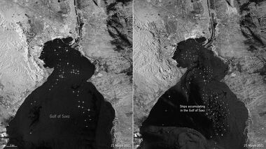 Der Radarsatellit Sentinel-1 zeigt den Stau am Suezkanal, verursacht durch ein auf Grund gelaufenes Containerschiff.