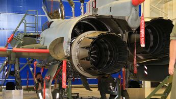 Die Ausbildung von Luftwaffen-Technikern für den Eurofighter bleibt in Kaufbeuren.