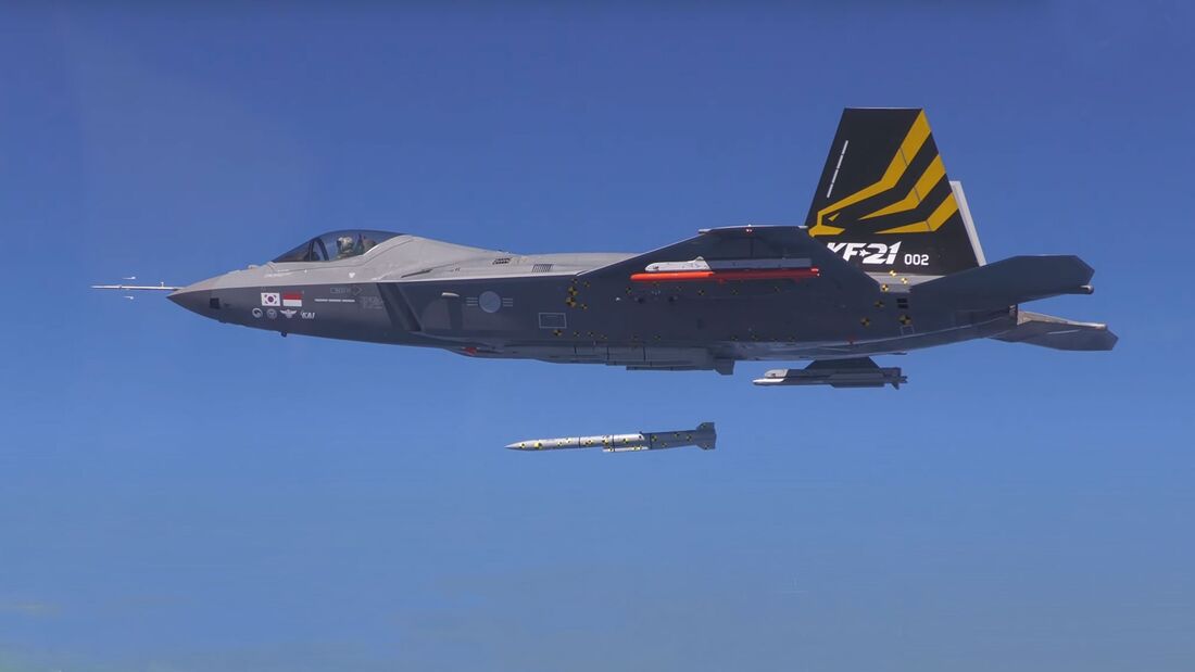 Die KF-21 hat am 28. März 2023 erstmals eine Meteor-Lenkwaffe abgeworfen.