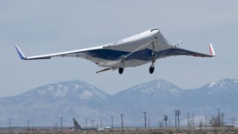 Die USAF will einen großes Nurflügel-Testflug ähnlich der X-48B bauen.