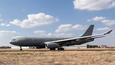 Die Vereinigten Arabischen Emirate stocken ihre A330-MRTT-Flotte von drei auf fünf Maschinen auf. 