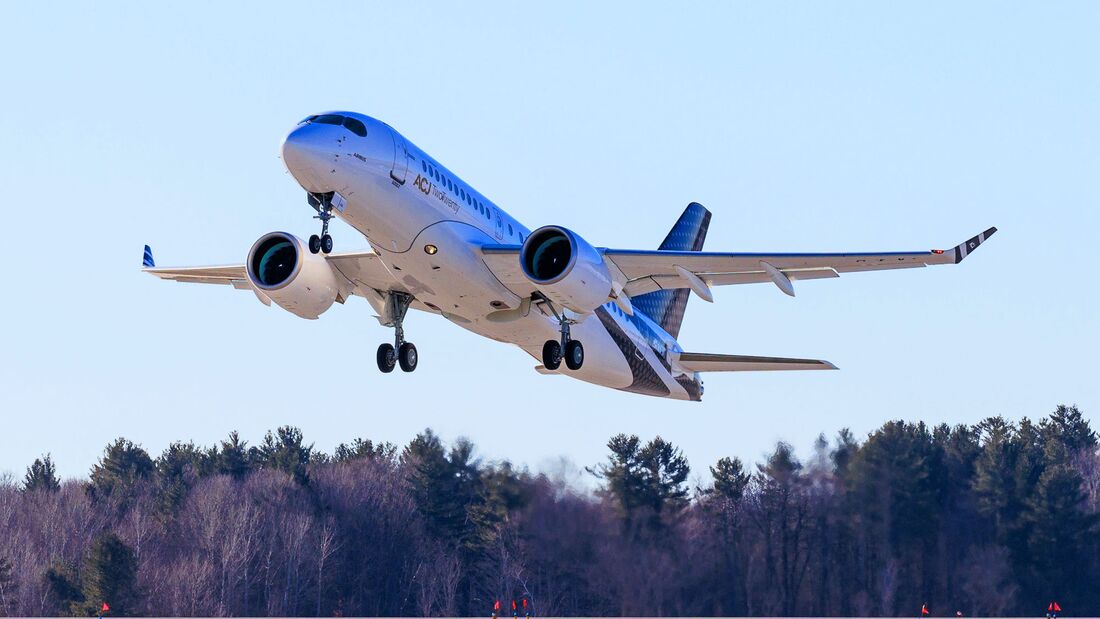 Die erste Airbus ACJ TwoTwenty hob am 14 Dezember 2021 in Mirabel zum Erstflug ab. 