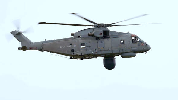 Die erste "Crowsnest"-Version des Merlin-Hubschraubers wurde im März 2021 an die Royal Navy in Culdrose in übergeben.
