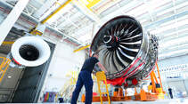 Endomntage des Rolls-Royce Trent XWB-84 in Dahlewitz