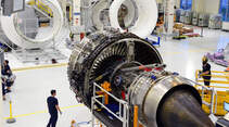 Endomntage des Rolls-Royce Trent XWB-84 in Dahlewitz