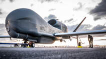 Erste Northrop Grumman RQ-4D der NATO landet in Sigonella