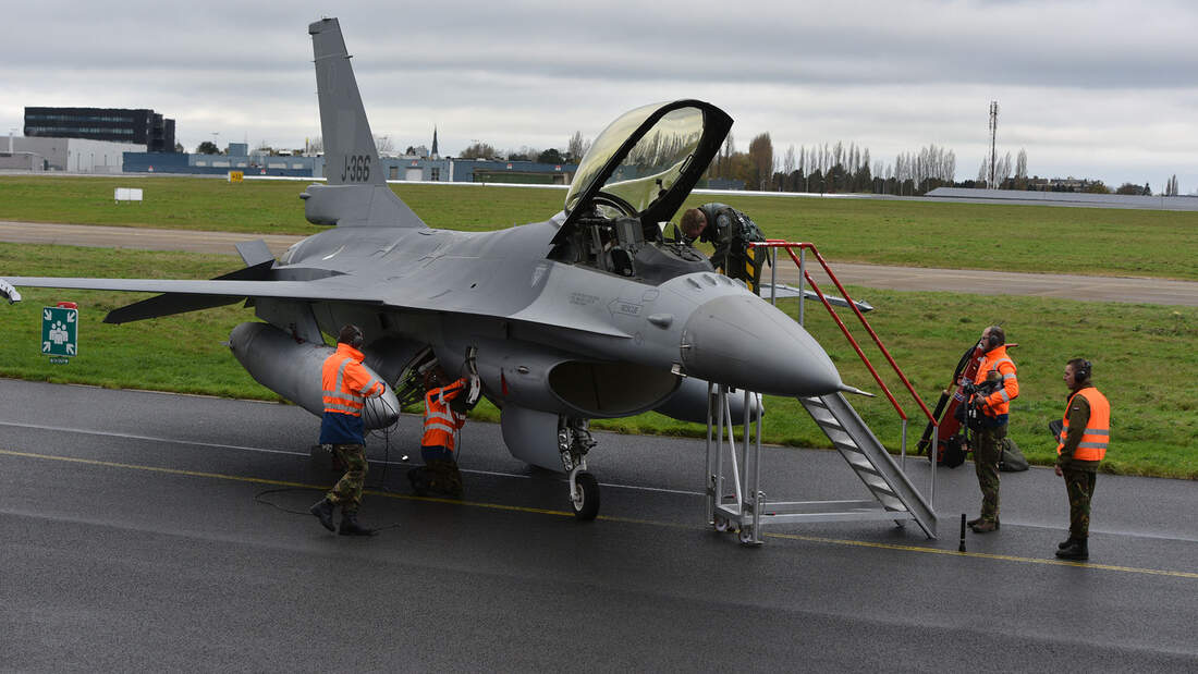 Neues Trainingszentrum für Kampfjets kurz vor der Eröffnung | FLUG REVUE