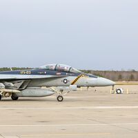 F/A-18E Hornet rollend