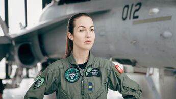 Fanny Chollet, seit Janaur 2018 die erste Kampfjetpilotin der Schweizer Luftwaffe.