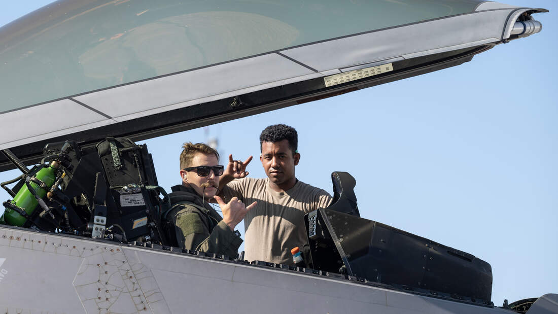 Fifth gen fighters debut in the Phillipines during bilateral integration
