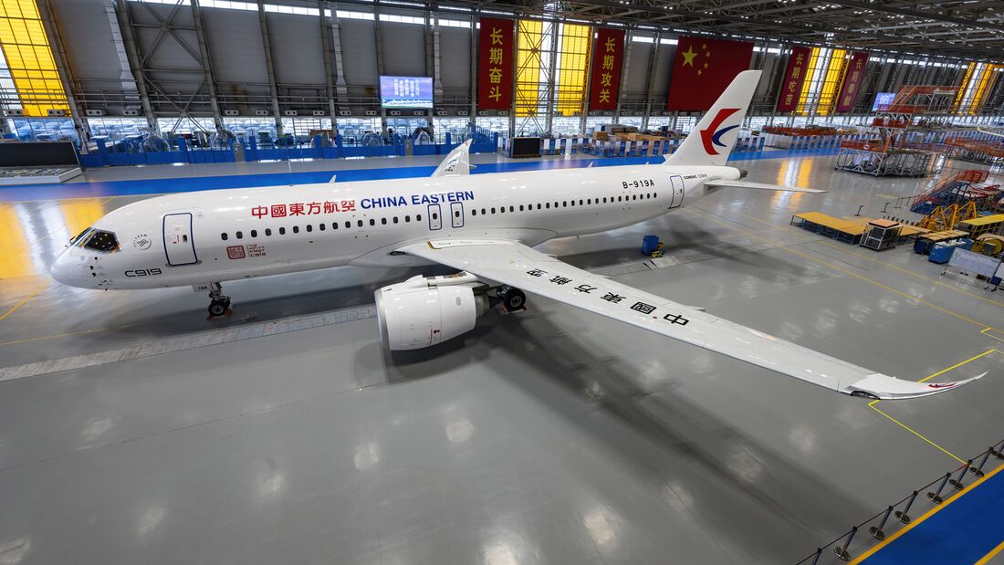 First-C919-Delivered-To-China-Eastern-Ai