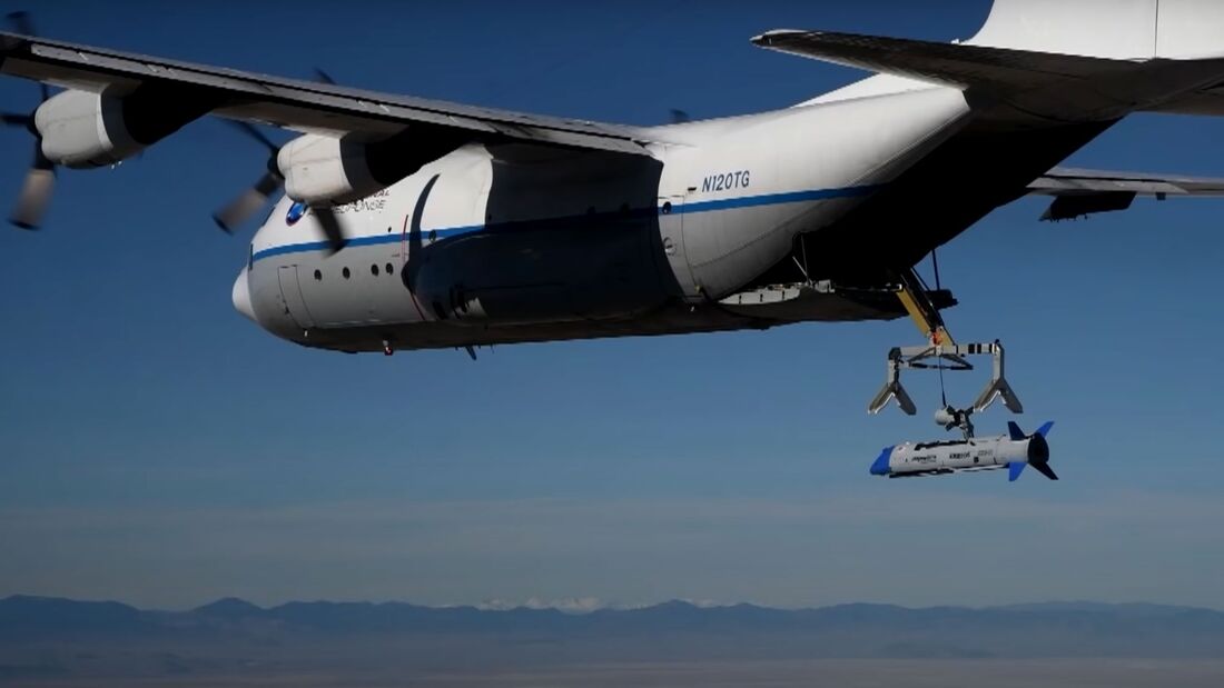 Im Oktober 2021 gelang erstmals die Bergung einer X-61 durch eine C-130. 