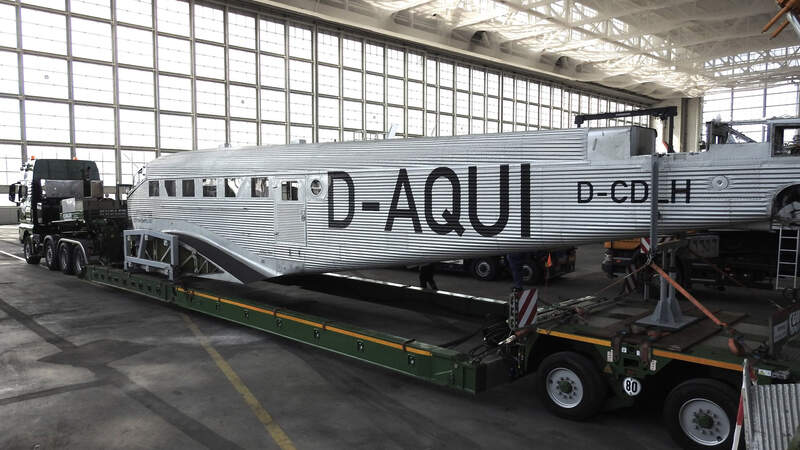 Junkers Ju 52 der Lufthansa zerlegt in München - April 2019