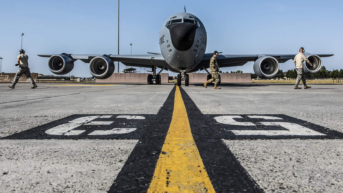 KC-135