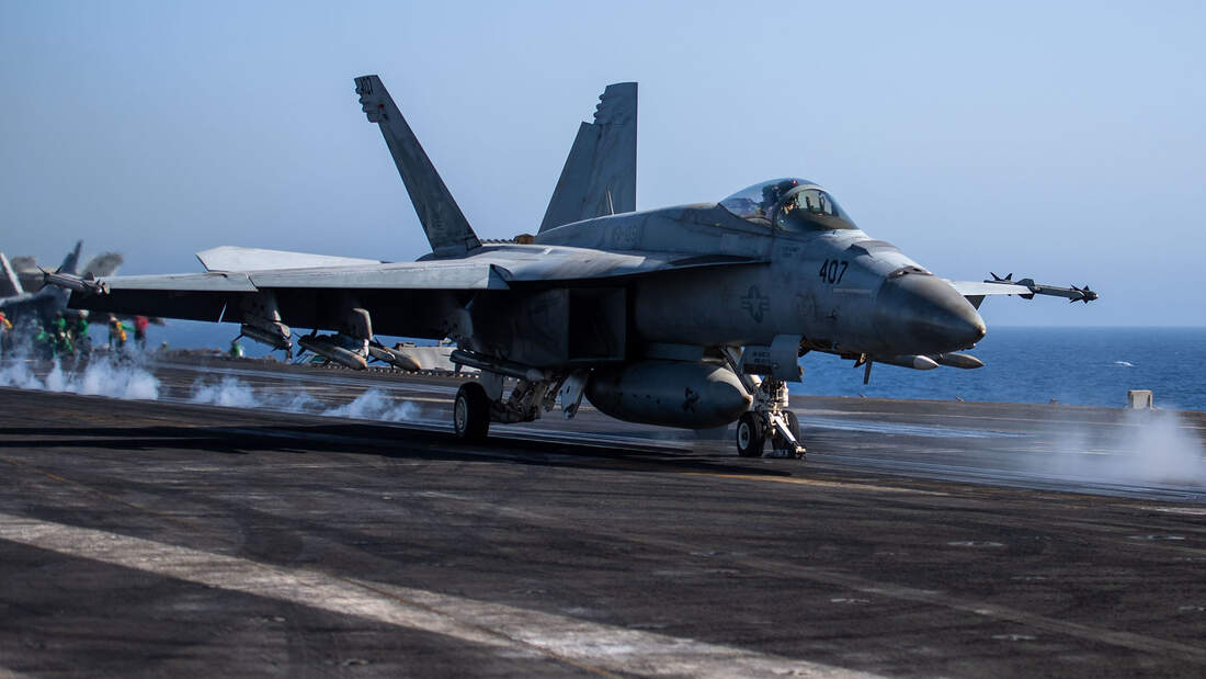 Katapultstart F/A-18 Super Hornet auf USS Eisenhower