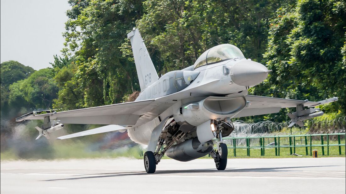 Lockheed Martin F-16 der Republic of Singapore Air Force.