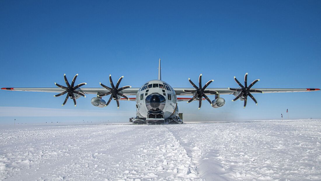 Lockheed Martin LC-130J der New York Air National Guard in Grönland.
