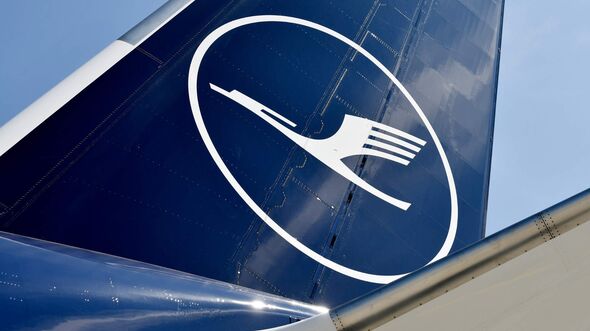 Lufthansa-Logo auf 747-Heck.