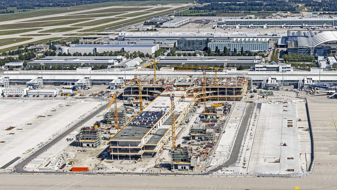 Tuifly München Terminal 1 Modul Z www.flugrevue.de