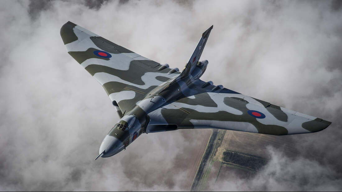 RAF TRIBUTE TO BOMBER COMMAND HEROES