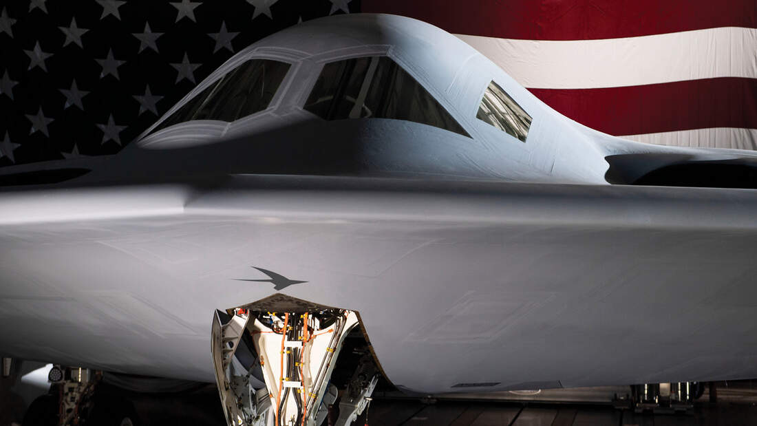 Roll-out der B-21 Raider