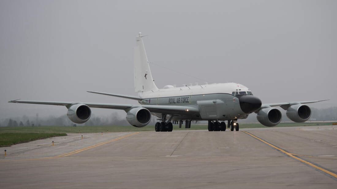 Royal Air Force Rivet Joint landing