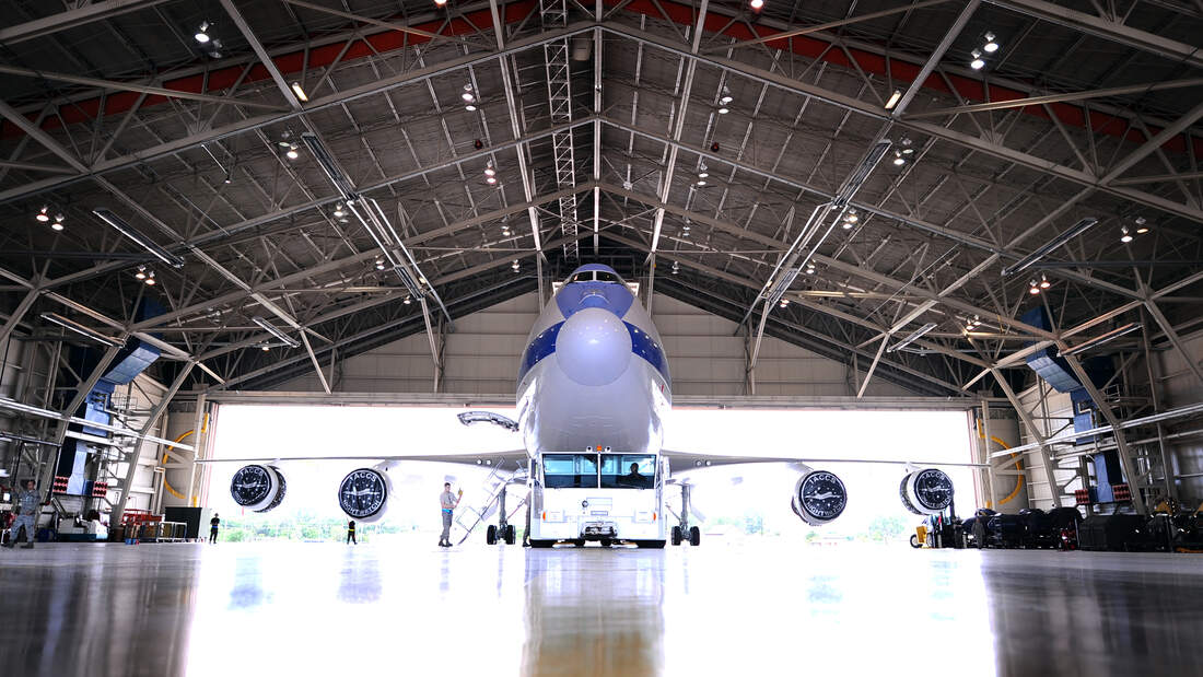 Securing E-4B