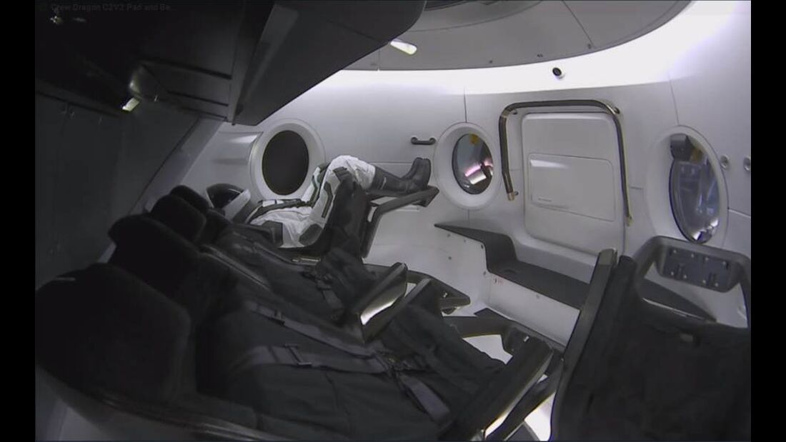 SpaceX Crew Dragon bei der ersten unbemannten Mission