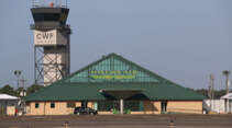 Tower und Empfangsgebäude Chennault Airport