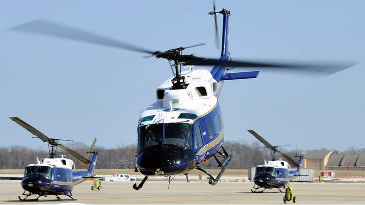 UH-1N beim Start von vorne