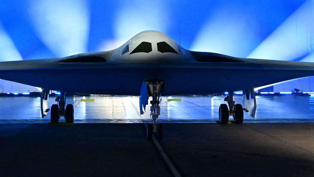 Superbomber B21 Raider dreht seine Runden im FLUG REVUE