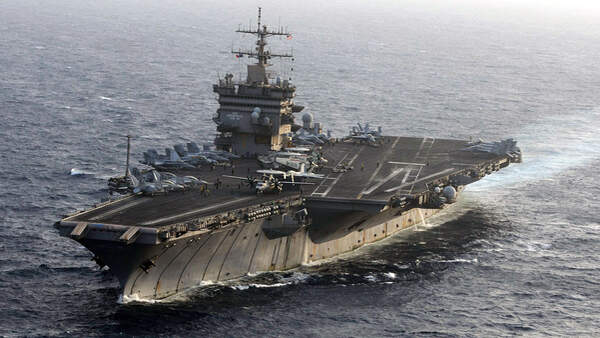 USS Enterprise auf See