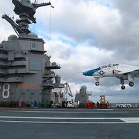 USS "Gerald R. Ford" Flugzeugstart- und Landeversuche im Januar 2020.
