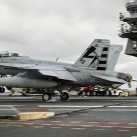 USS "Gerald R. Ford" Flugzeugstart- und Landeversuche im Januar 2020.