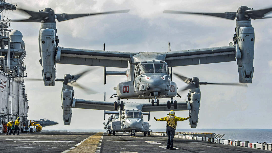 USS MAKIN ISLAND FLIGHT OPS
