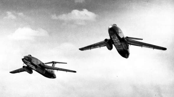 Zwei Martin XB-51 im Flug