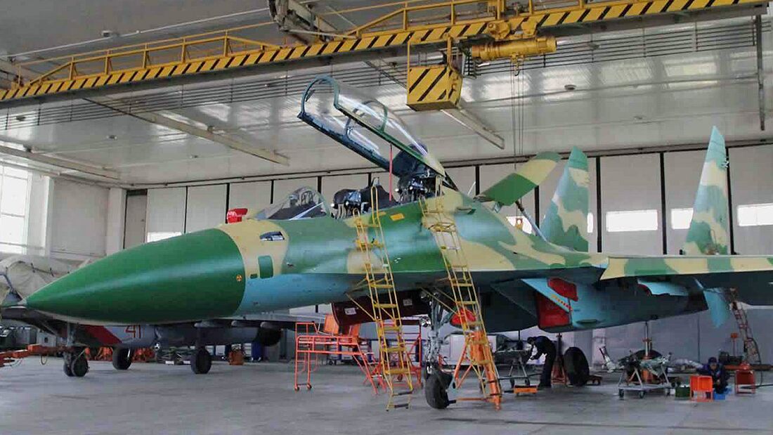 Angolas Luftwaffe besitzt nun zwölf Su-30
