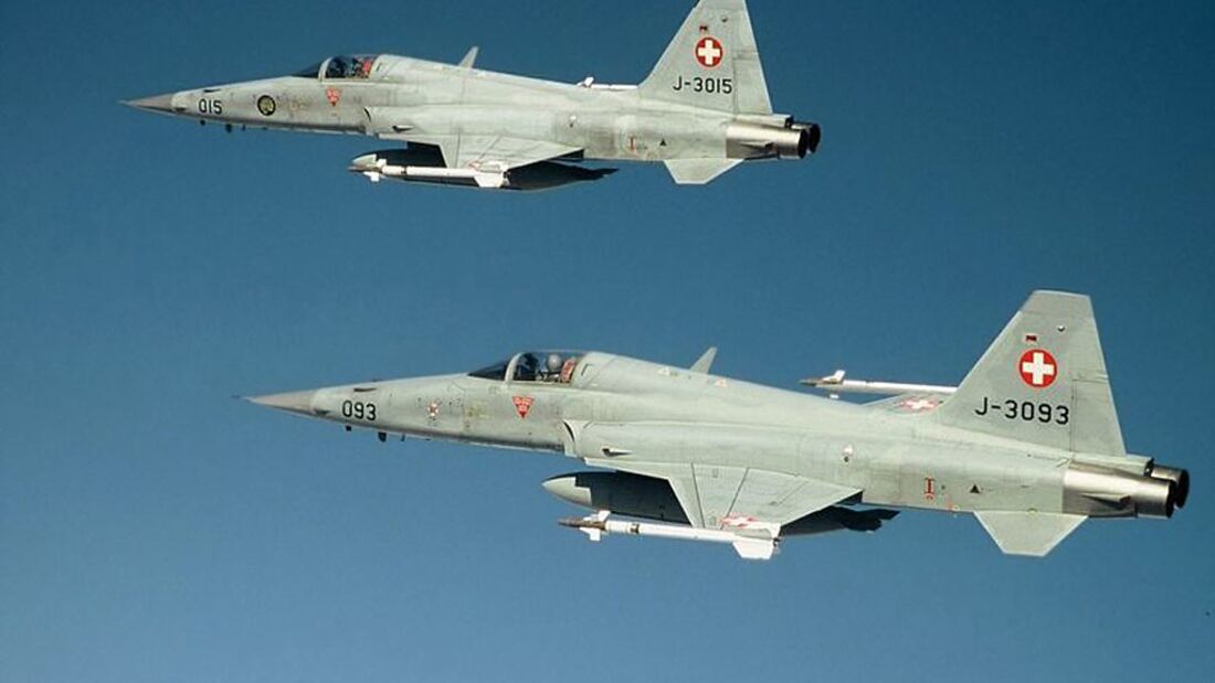 Schweiz startet Vorarbeiten für Kampfflugzeugbeschaffung